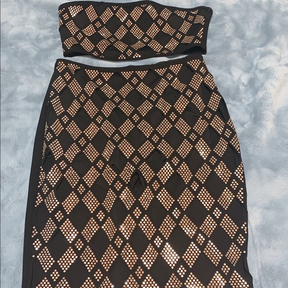 2 piece worn once ! - Picture 2 of 2